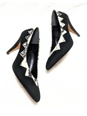 NWOB SAKS Vintage Deadstock Suede Snake Print Pumps 7